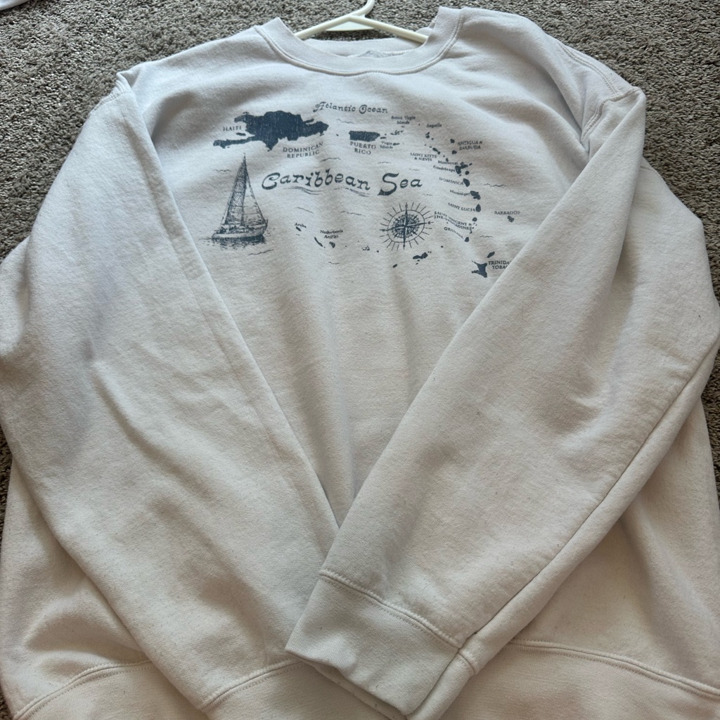 Pacsun Crewneck!